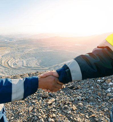 BSJ - Empresas - Financiación - financiamiento-minero-finning-section